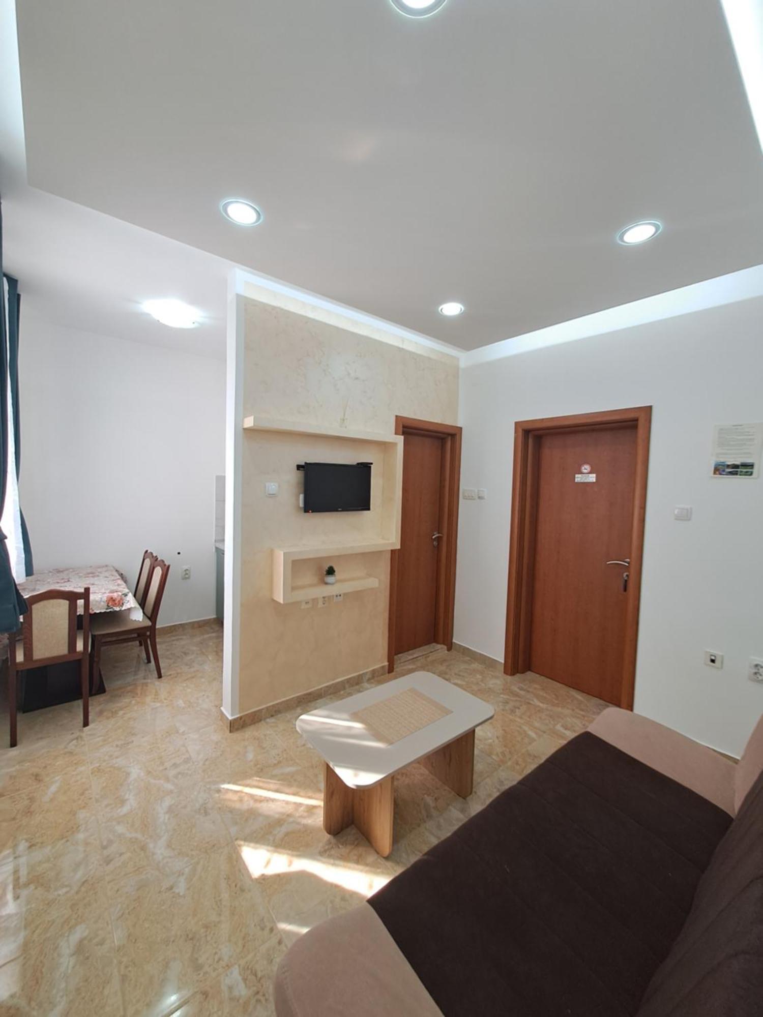 Marinero Apartments โกตอร์ ภายนอก รูปภาพ